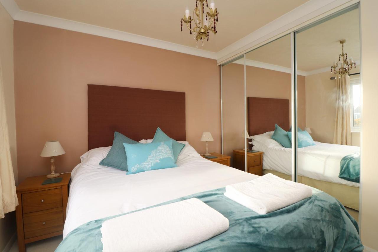 Holiday Bungalow, Short Drive To 7 Beaches! Saint Merryn Esterno foto