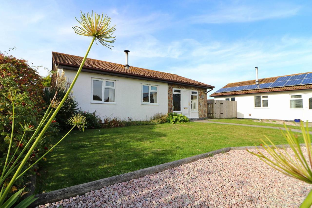 Holiday Bungalow, Short Drive To 7 Beaches! Saint Merryn Esterno foto